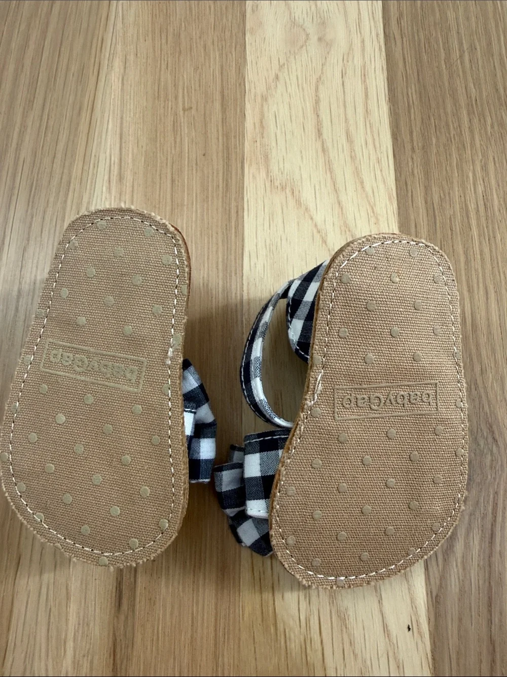 GAP Navy and White Plaid Bow Baby Sandals